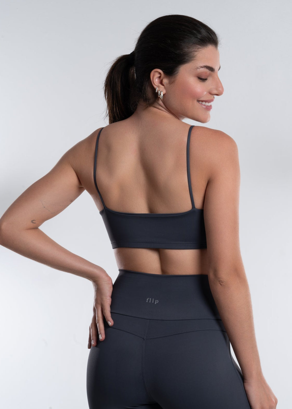 Top Classic Cinza